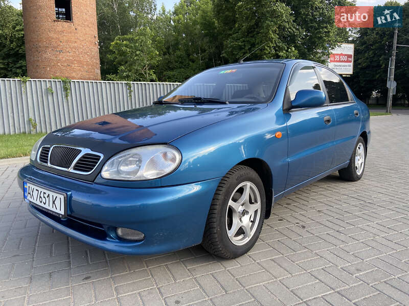 Седан Daewoo Lanos 2012 в 