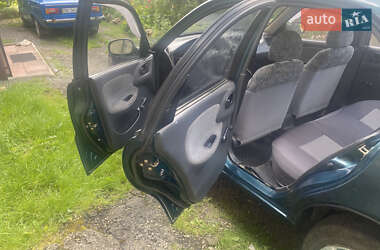 Седан Daewoo Lanos 2004 в 