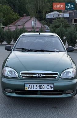 Седан Daewoo Lanos 2009 в 