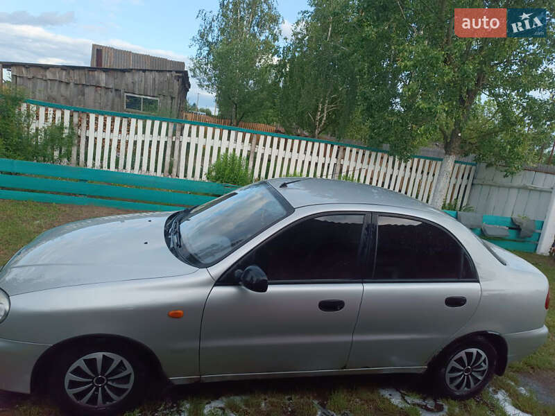 Седан Daewoo Lanos 2006 в Киеве