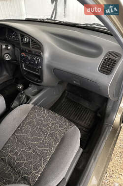 Седан Daewoo Lanos 2005 в 