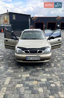 Седан Daewoo Lanos 2011 в Миколаєві
