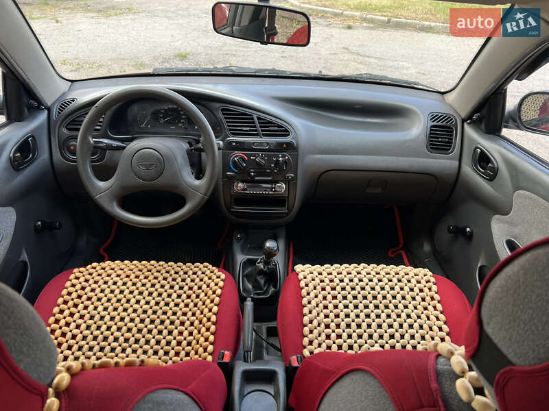 Седан Daewoo Lanos 2006 в Лозовой