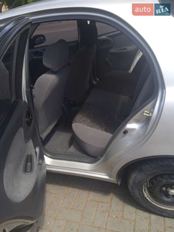 Седан Daewoo Lanos 2002 в Кропивницком фото 5 Седан Daewoo Lanos 2002 в Кропивницком