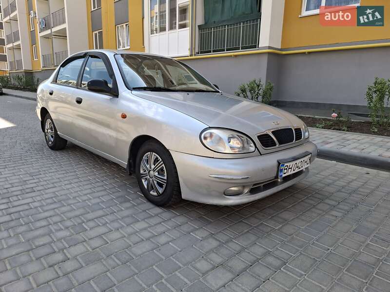 Седан Daewoo Lanos 2002 в Одессе