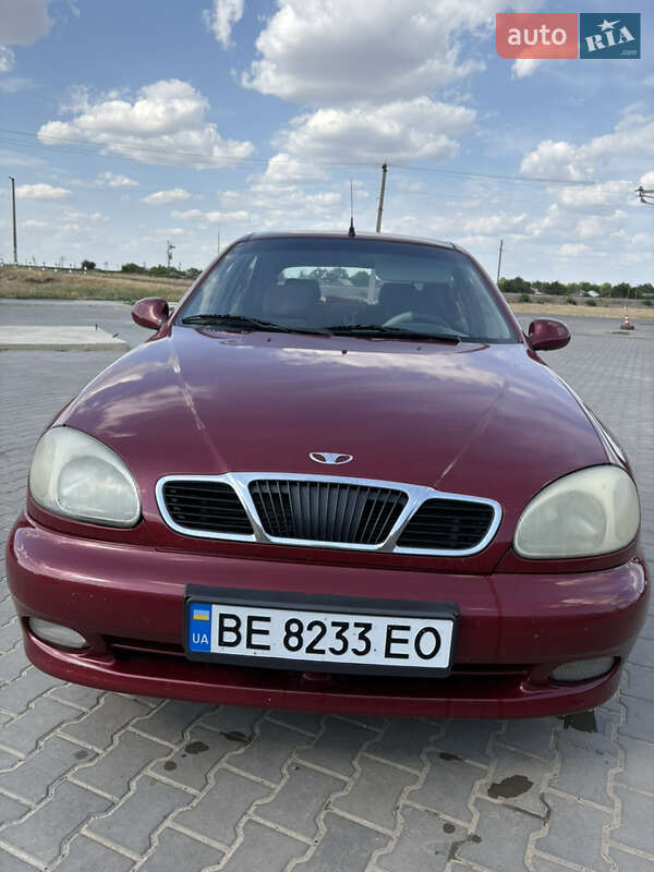 Хэтчбек Daewoo Lanos 2008 в Снигиревке