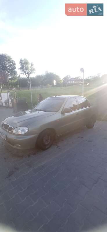 Седан Daewoo Lanos 2002 в Каменском