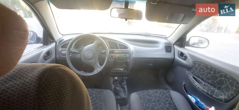 Седан Daewoo Lanos 2002 в Каменском