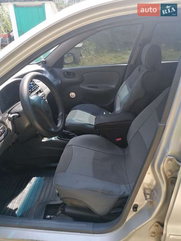 Седан Daewoo Lanos 2004 в Богуславе