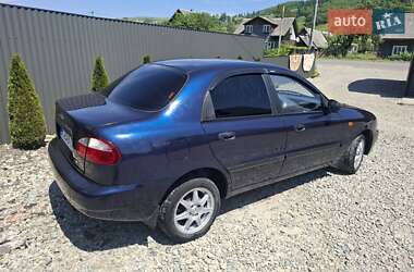 Седан Daewoo Lanos 2003 в Рахові