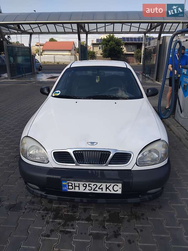 Daewoo Lanos 1998