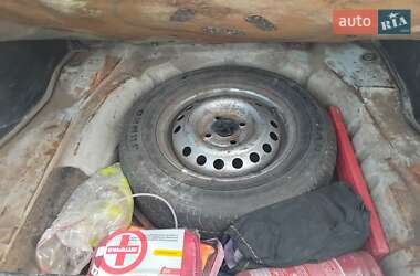 Седан Daewoo Lanos 1998 в 
