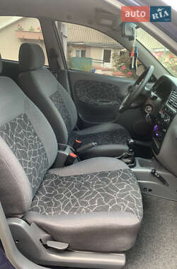 Седан Daewoo Lanos 2004 в 