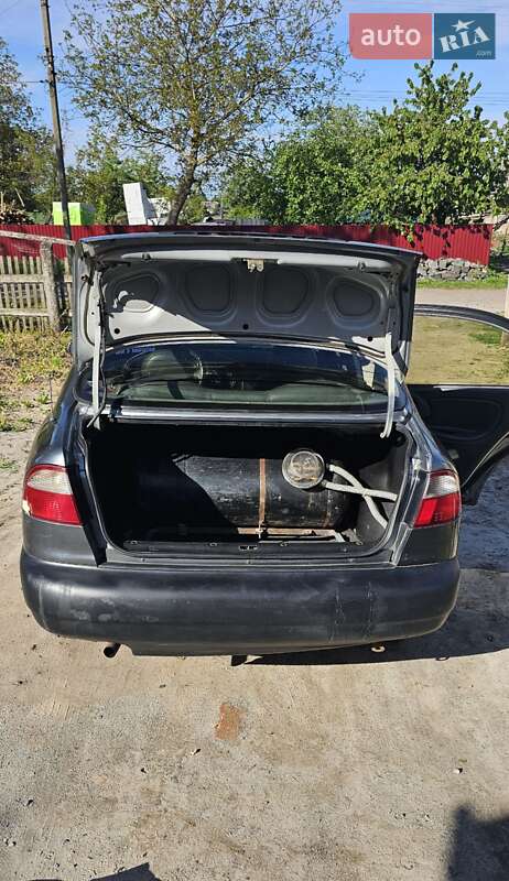 Седан Daewoo Lanos 1998 в Бердичеві