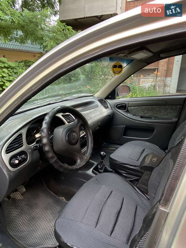 Седан Daewoo Lanos 2003 в Днепре