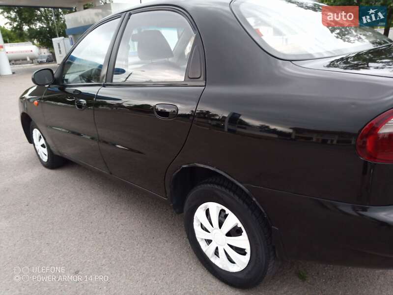 Седан Daewoo Lanos 2006 в Днепре