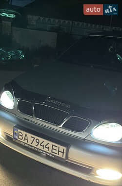 Седан Daewoo Lanos 2004 в Кропивницком