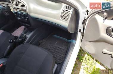 Седан Daewoo Lanos 2003 в 