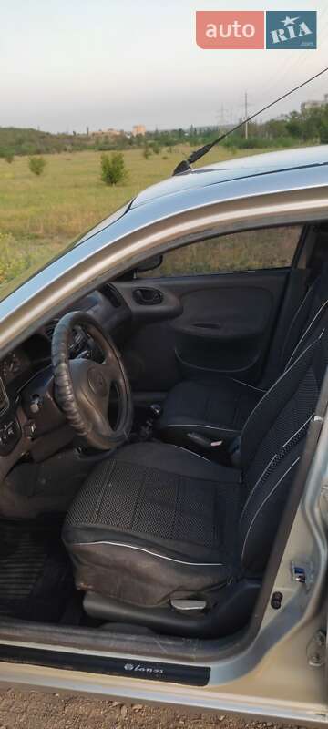 Седан Daewoo Lanos 2005 в Покрове