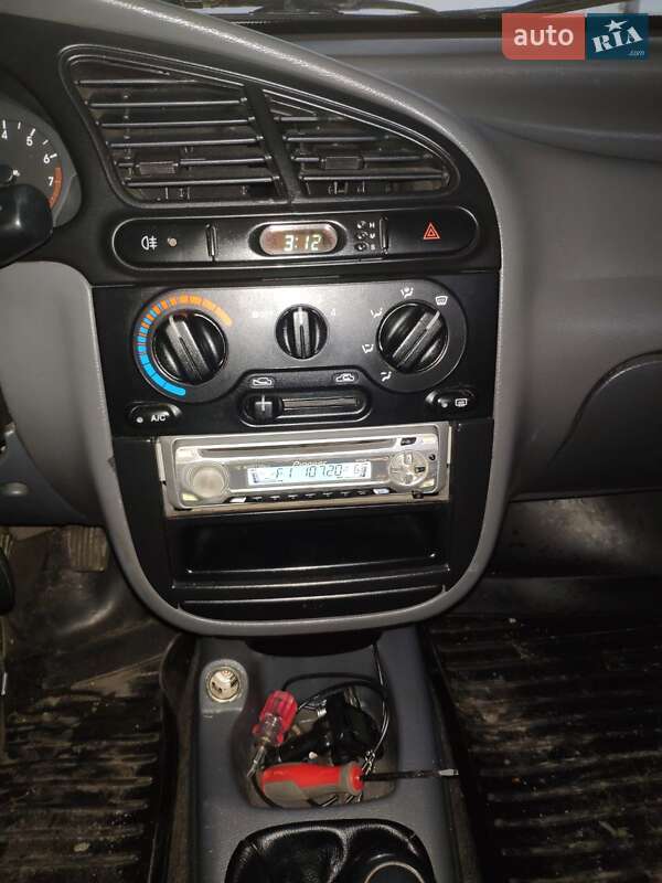 Седан Daewoo Lanos 2004 в Кропивницком