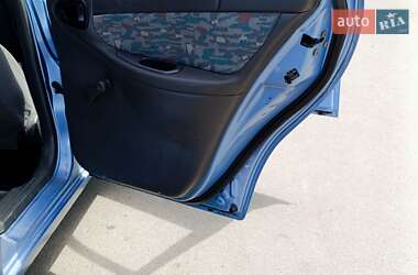 Седан Daewoo Lanos 2004 в 