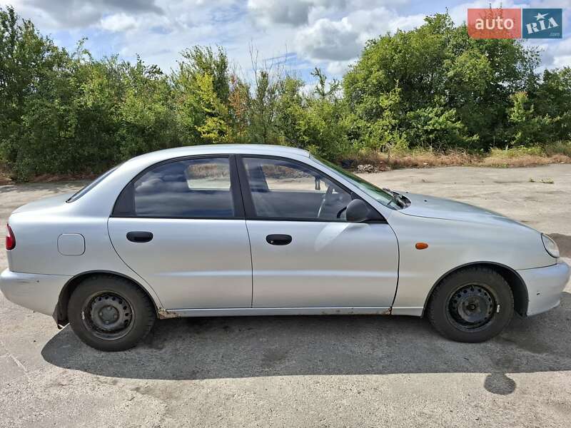 Седан Daewoo Lanos 2009 в Рожище