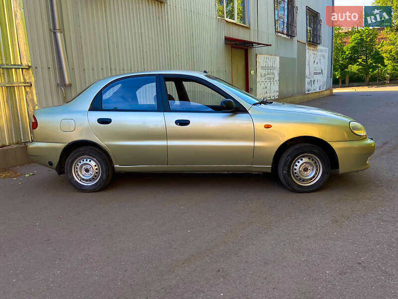 Седан Daewoo Lanos 2007 в Кривом Роге