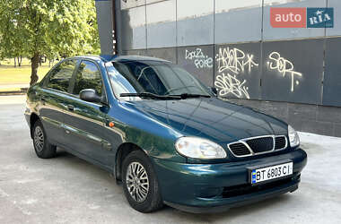 Седан Daewoo Lanos 2000 в Кривом Роге