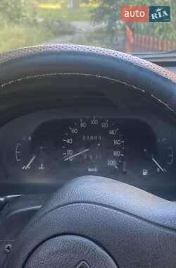 Седан Daewoo Lanos 1998 в Каневе