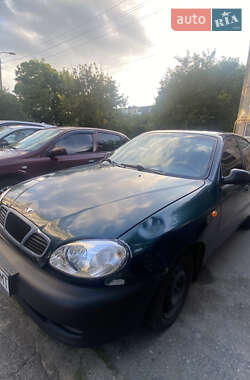 Седан Daewoo Lanos 1998 в Каневе