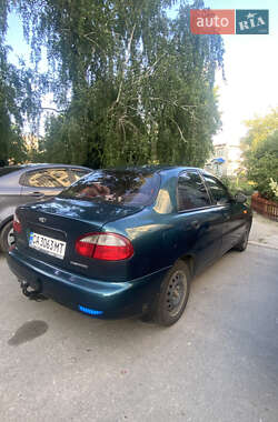 Седан Daewoo Lanos 1998 в Каневе