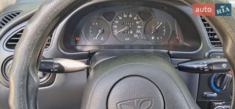 Хэтчбек Daewoo Lanos 2003 в Днепре