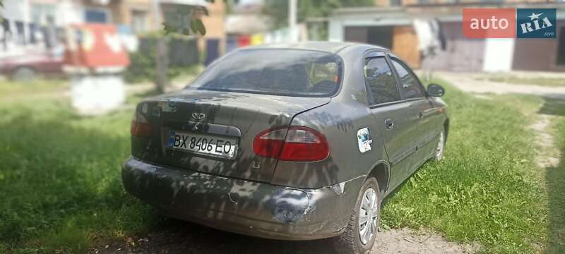 Седан Daewoo Lanos 2002 в Черном Острове