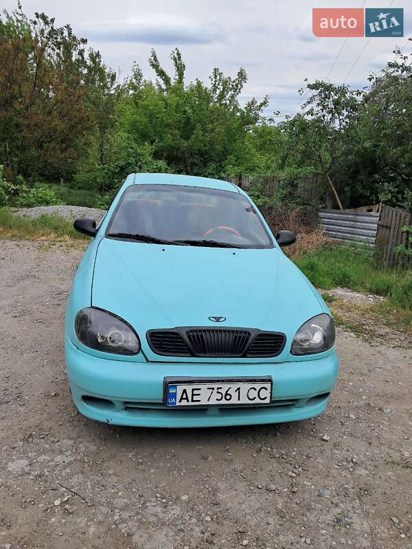Седан Daewoo Lanos 1998 в Днепре