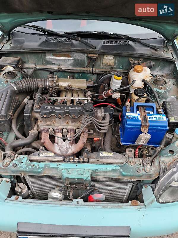 Седан Daewoo Lanos 1998 в Днепре