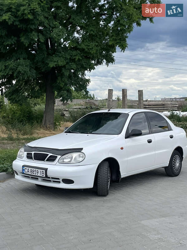 Седан Daewoo Lanos 2004 в Черкассах