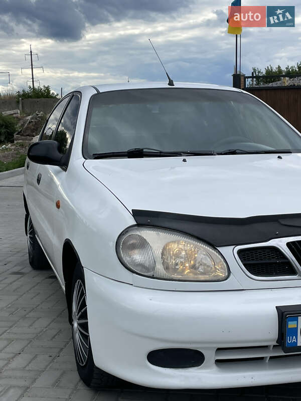 Седан Daewoo Lanos 2004 в Черкассах