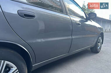 Седан Daewoo Lanos 2012 в 