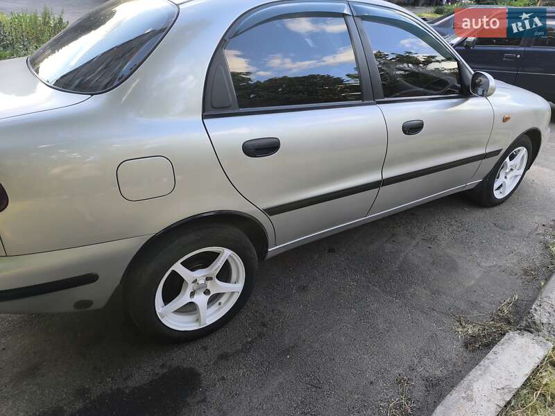 Седан Daewoo Lanos 2005 в Кропивницком