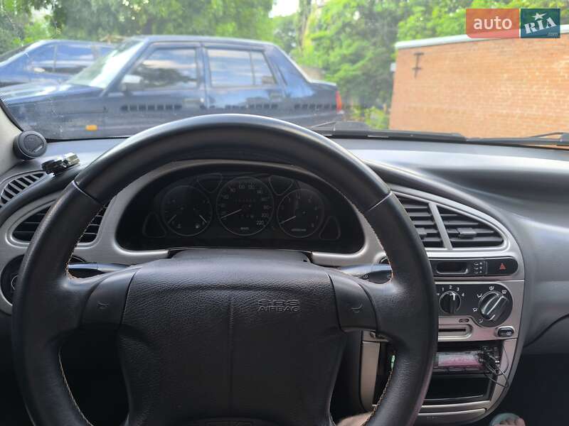 Седан Daewoo Lanos 2005 в Кропивницком