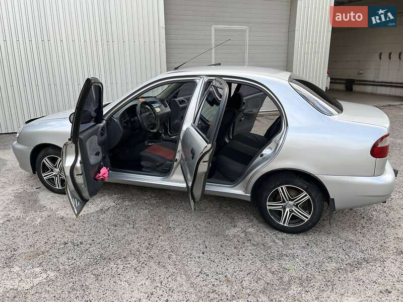 Седан Daewoo Lanos 2007 в Славянске