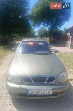 Седан Daewoo Lanos 2003 в Ровно