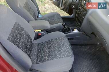Седан Daewoo Lanos 2004 в Киеве