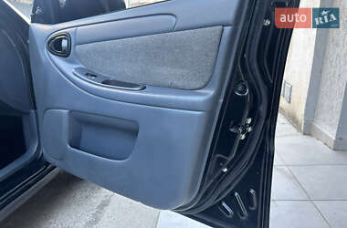 Седан Daewoo Lanos 2011 в 