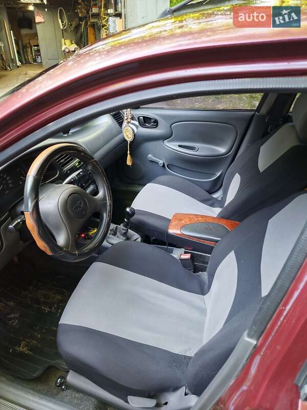 Седан Daewoo Lanos 2008 в Сумах