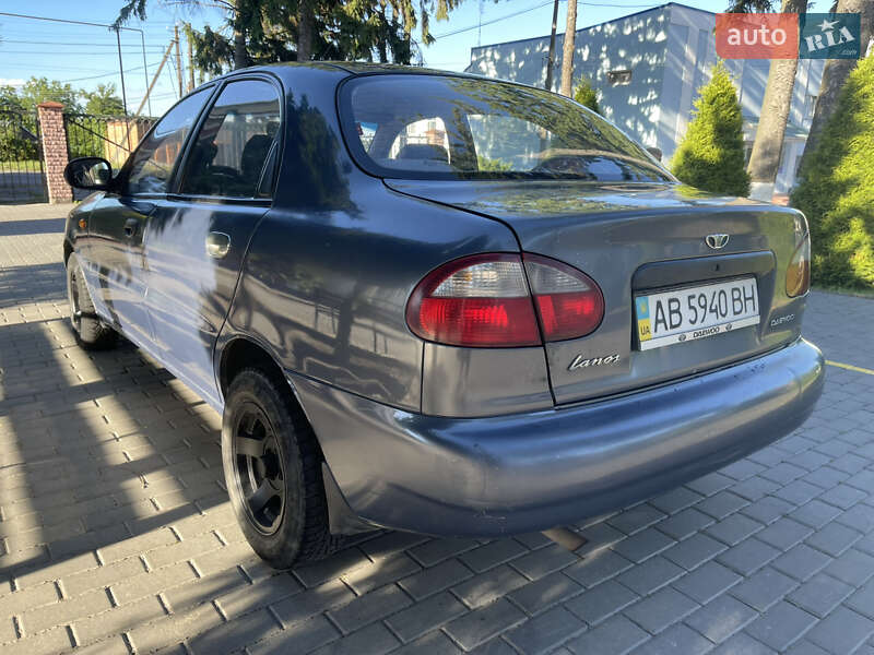 Седан Daewoo Lanos 2010 в Калиновке