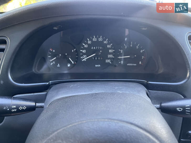 Седан Daewoo Lanos 2010 в Калиновке