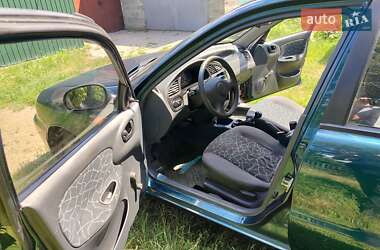 Седан Daewoo Lanos 2004 в 
