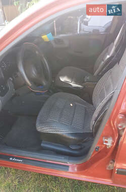 Седан Daewoo Lanos 2008 в 