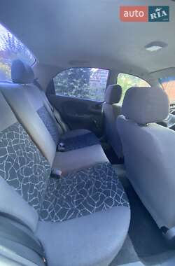 Седан Daewoo Lanos 2004 в 